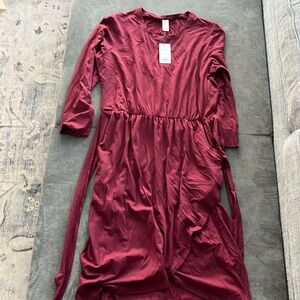 NWT Smash & Tess The Rebecca Wrap dress log. Sleeve bold burgundy
